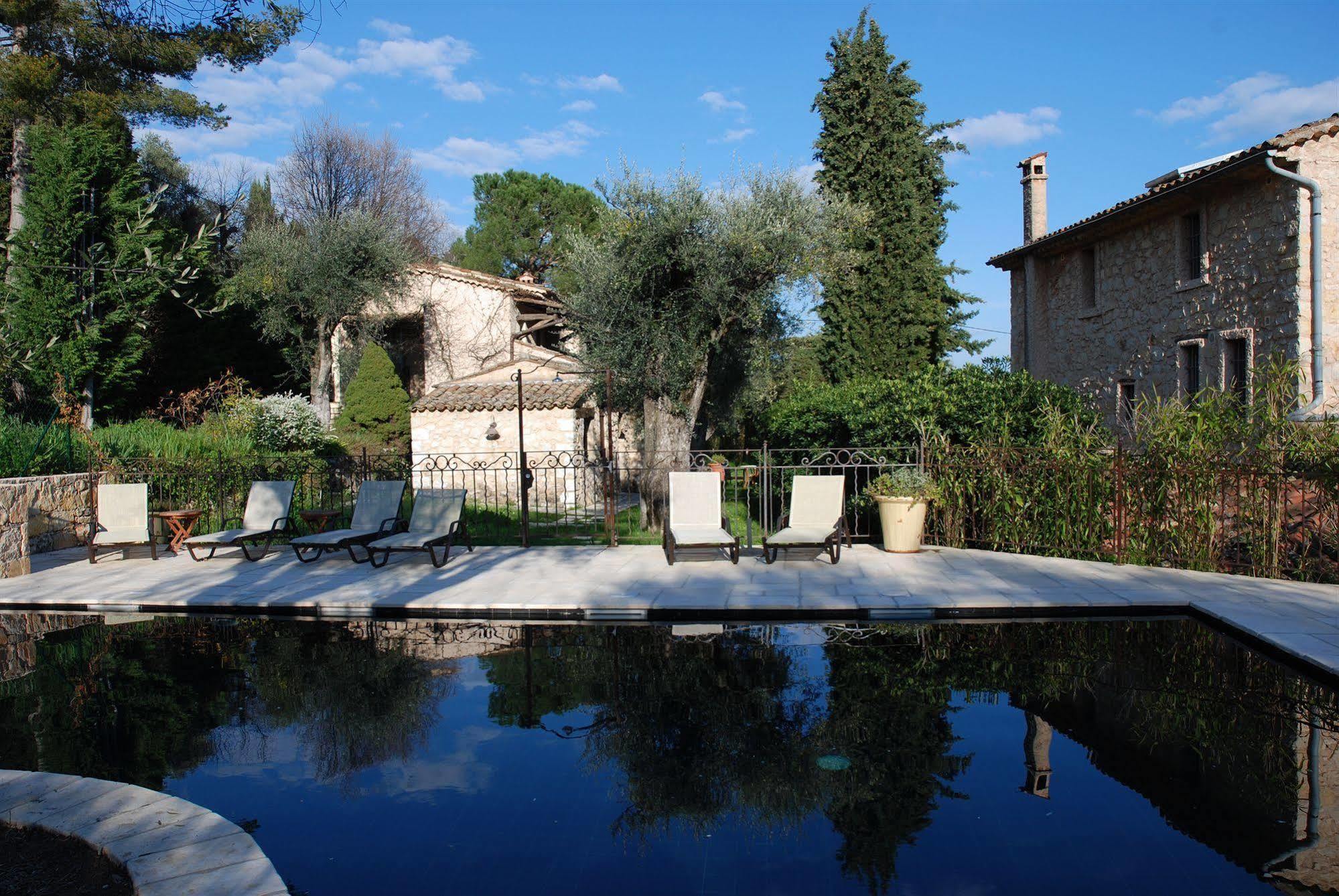Hotel Du Clos ル・ルレ エクステリア 写真